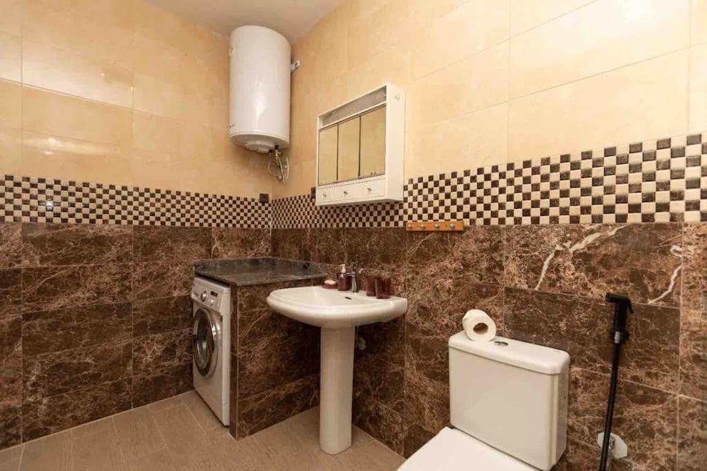 Appartement Tetouan Saniat Ramel Airport Plage Martil Wifi エクステリア 写真